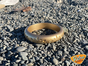 Golden sun by MCR midi carved fakelite bangle