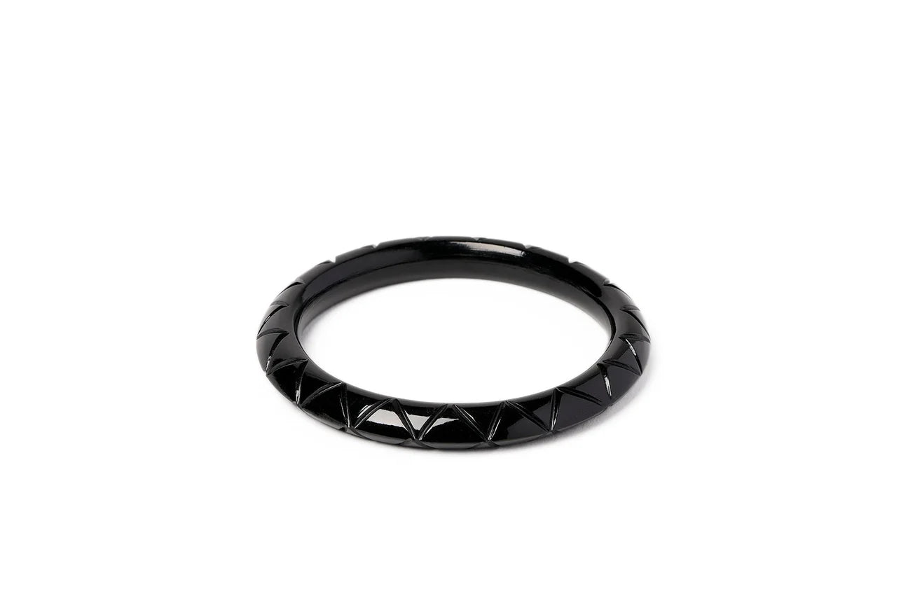 Narrow Obscura Bangle