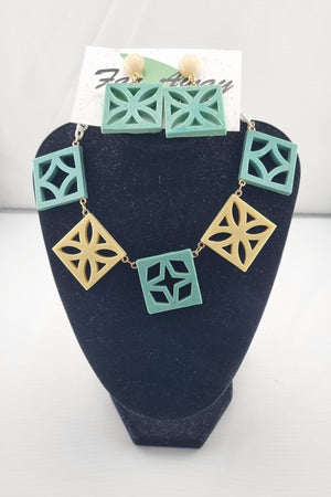 Breeze Block Necklace