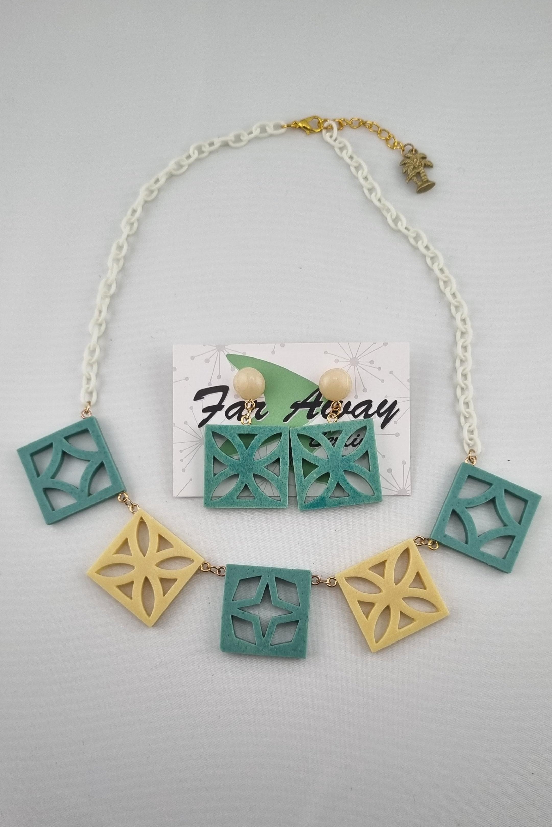 Breeze Block Necklace