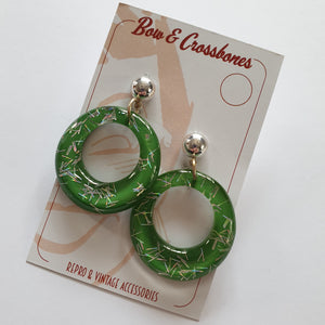 Grace Lucite confetti earrings - silver glitter, green base
