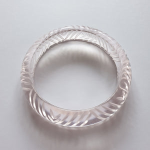 Krystal Prystal carved bangle - Clear