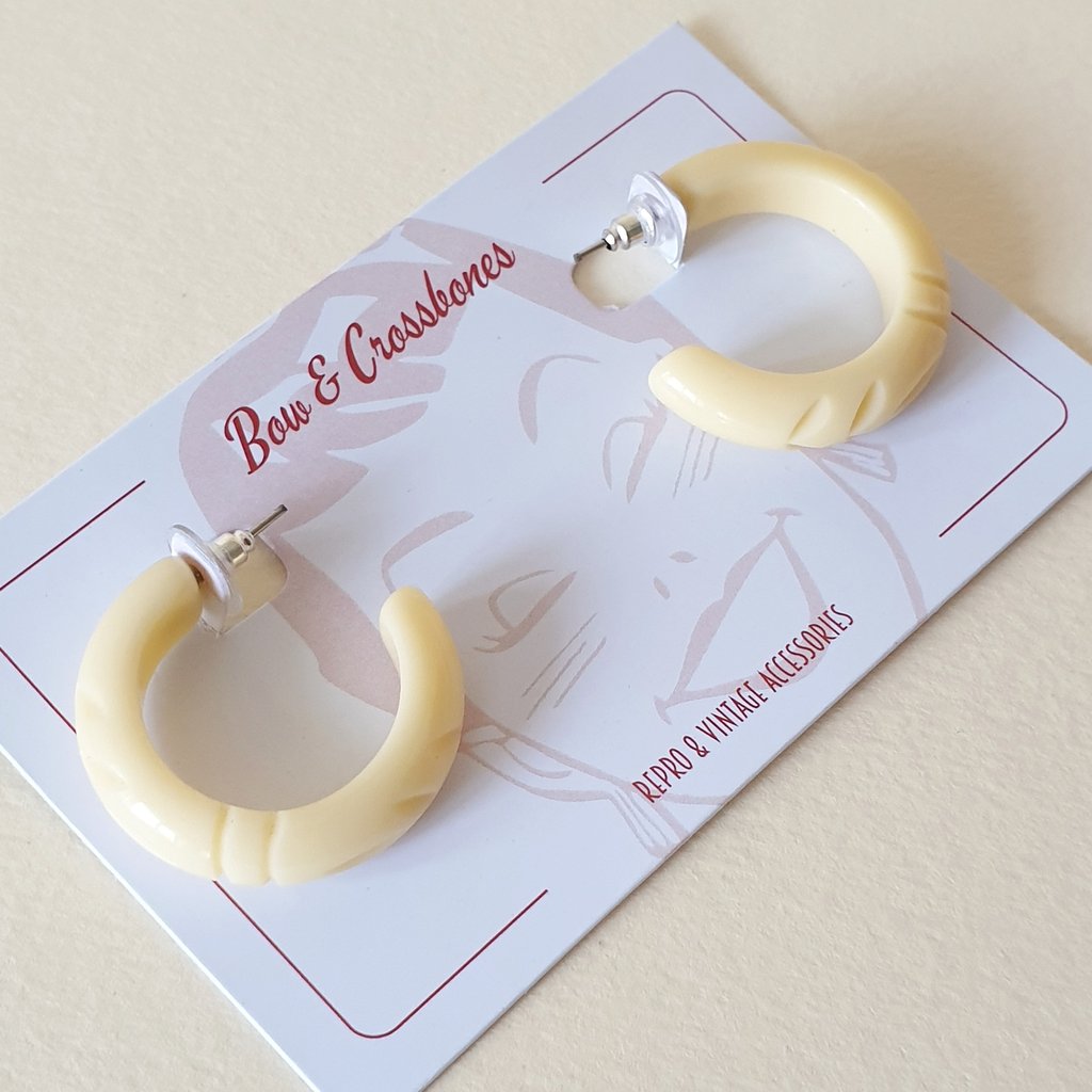 Elsie hoop earrings - Milky