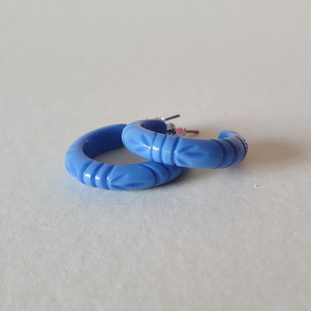 Etta Tropical Carve Hoop Earrings - Ocean Blue