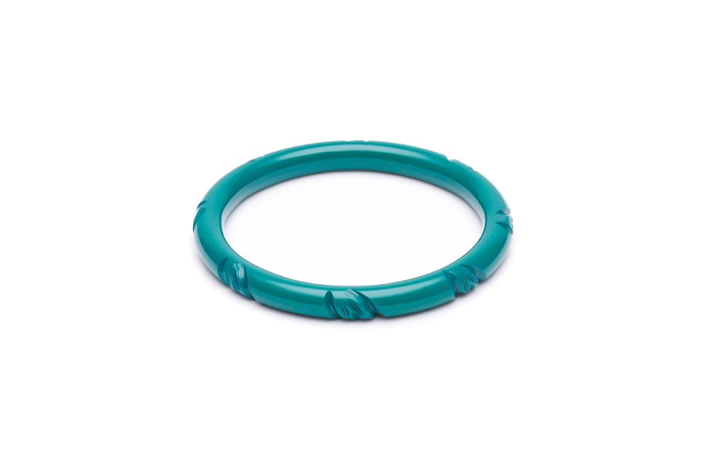 Narrow Jade Green Heavy Carve Fakelite Bangle