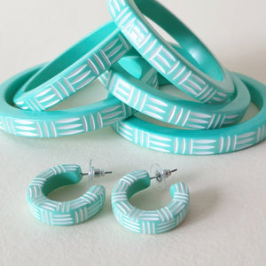 Kane Wicker carved 2 tone earrings - Peppermint