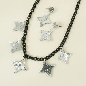 Lola Confetti Starburst Necklace - Gin Fizz