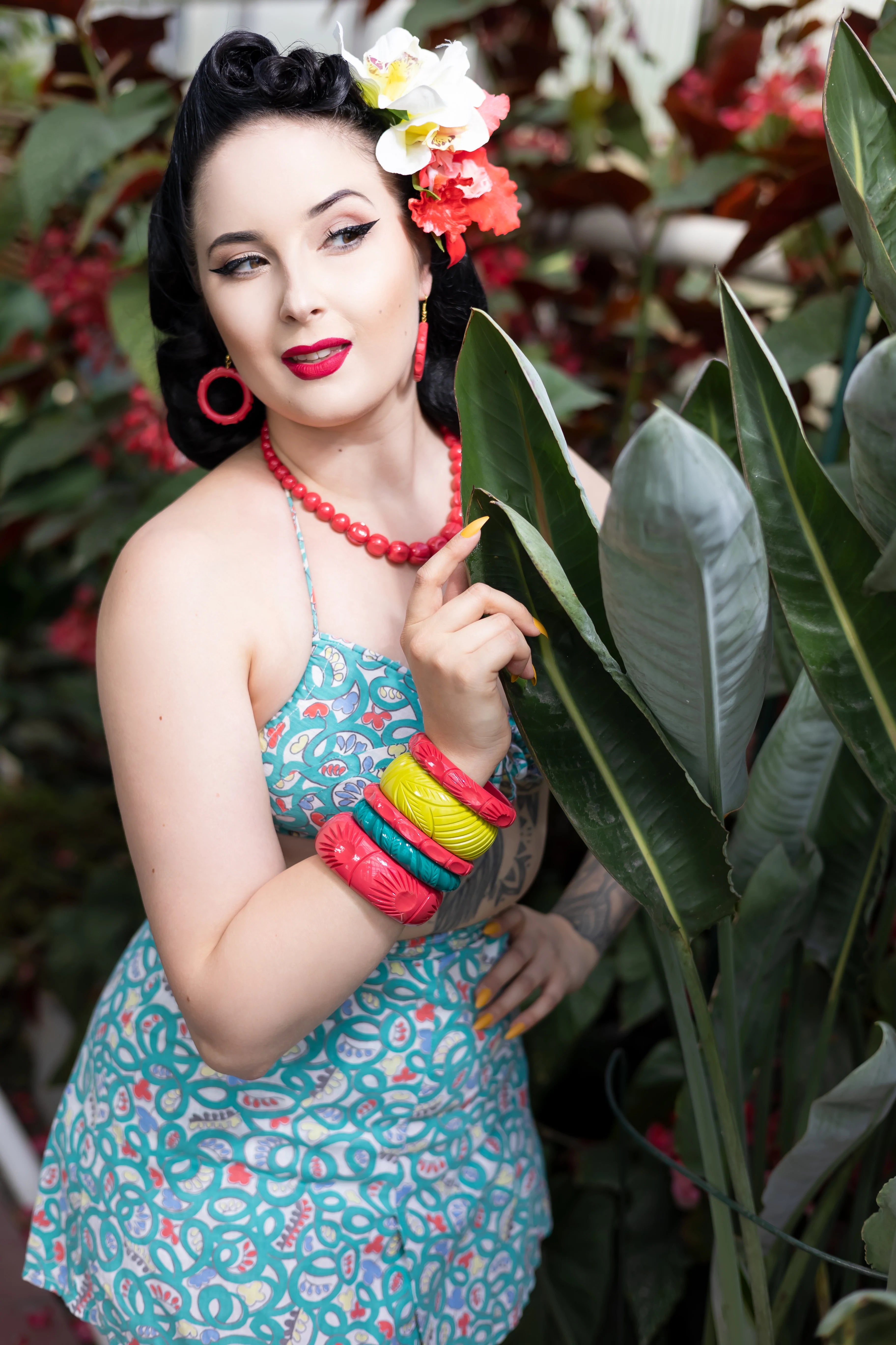 Midi Hibiscus Heavy Carve Fakelite Bangle