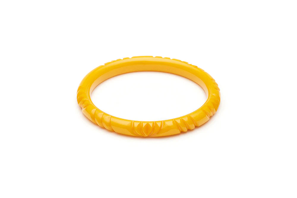 Narrow Yolk Heavy Carve Fakelite Bangle